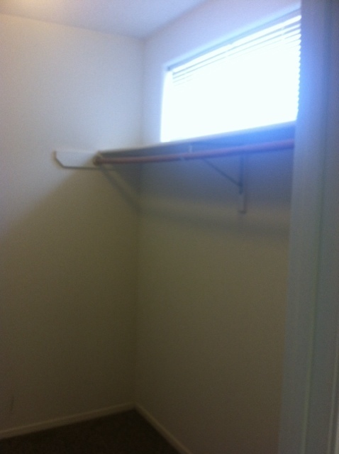 Building Photo - Amazing Mountain Views! Awesome Townhouse ...