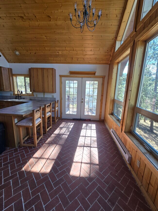 Building Photo - 789 Blackhawk Creek Dr