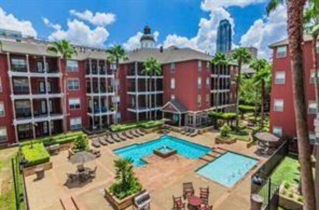 Building Photo - 2400 McCue Rd