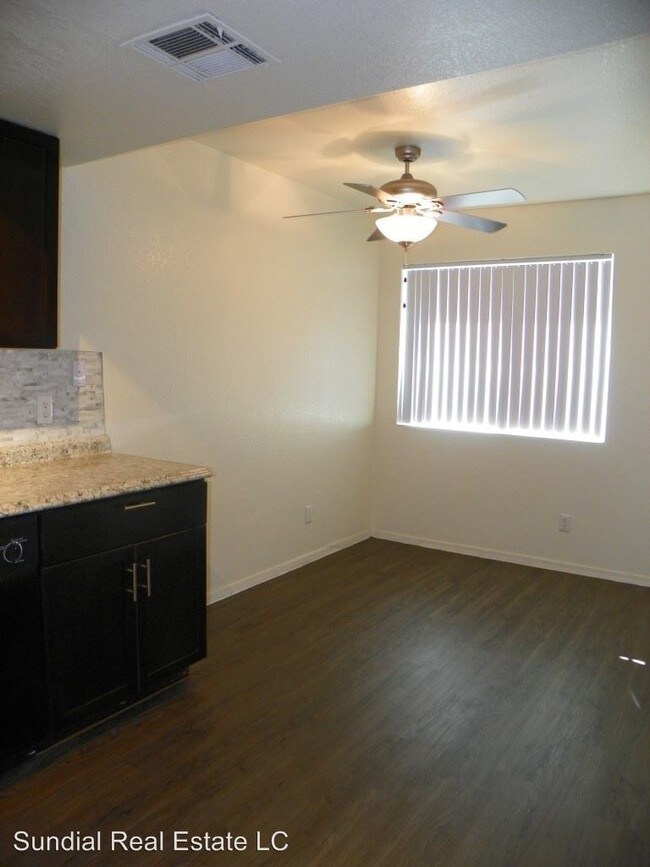 Building Photo - 65-65 N May