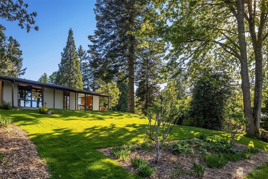 Building Photo - 14407 SE 55th St