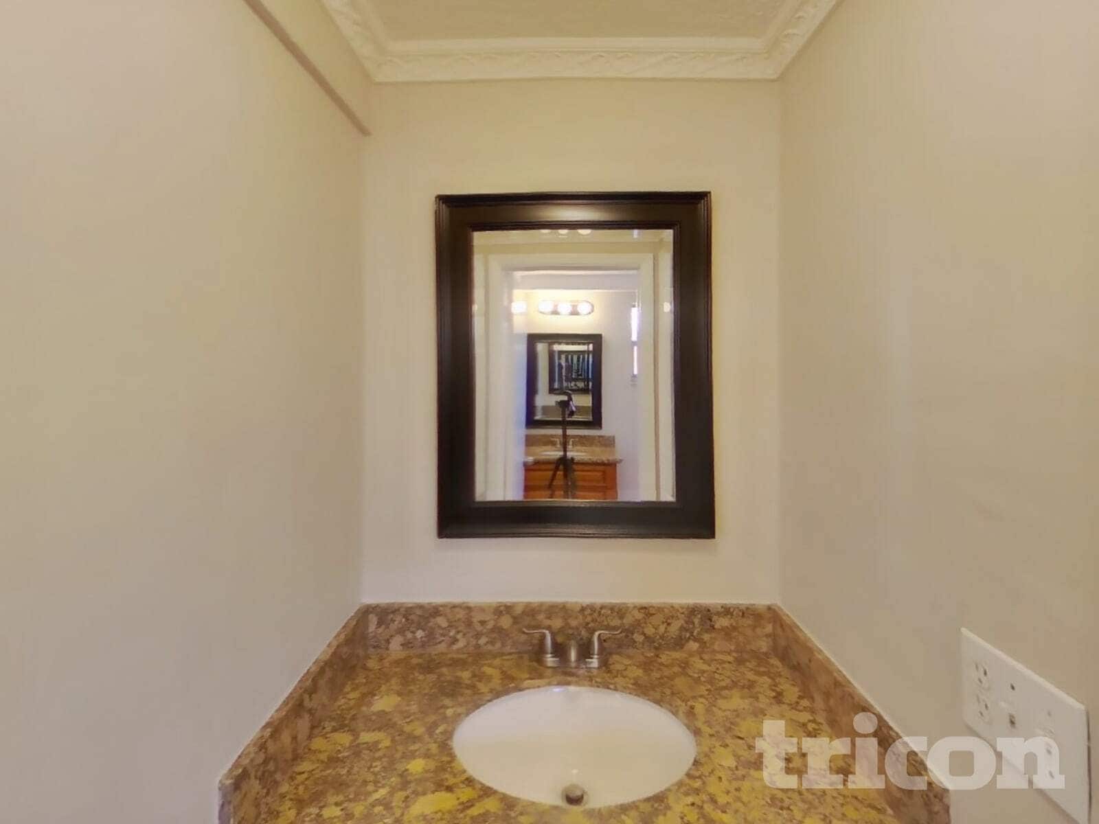 Building Photo - 3518 Springfield Dr