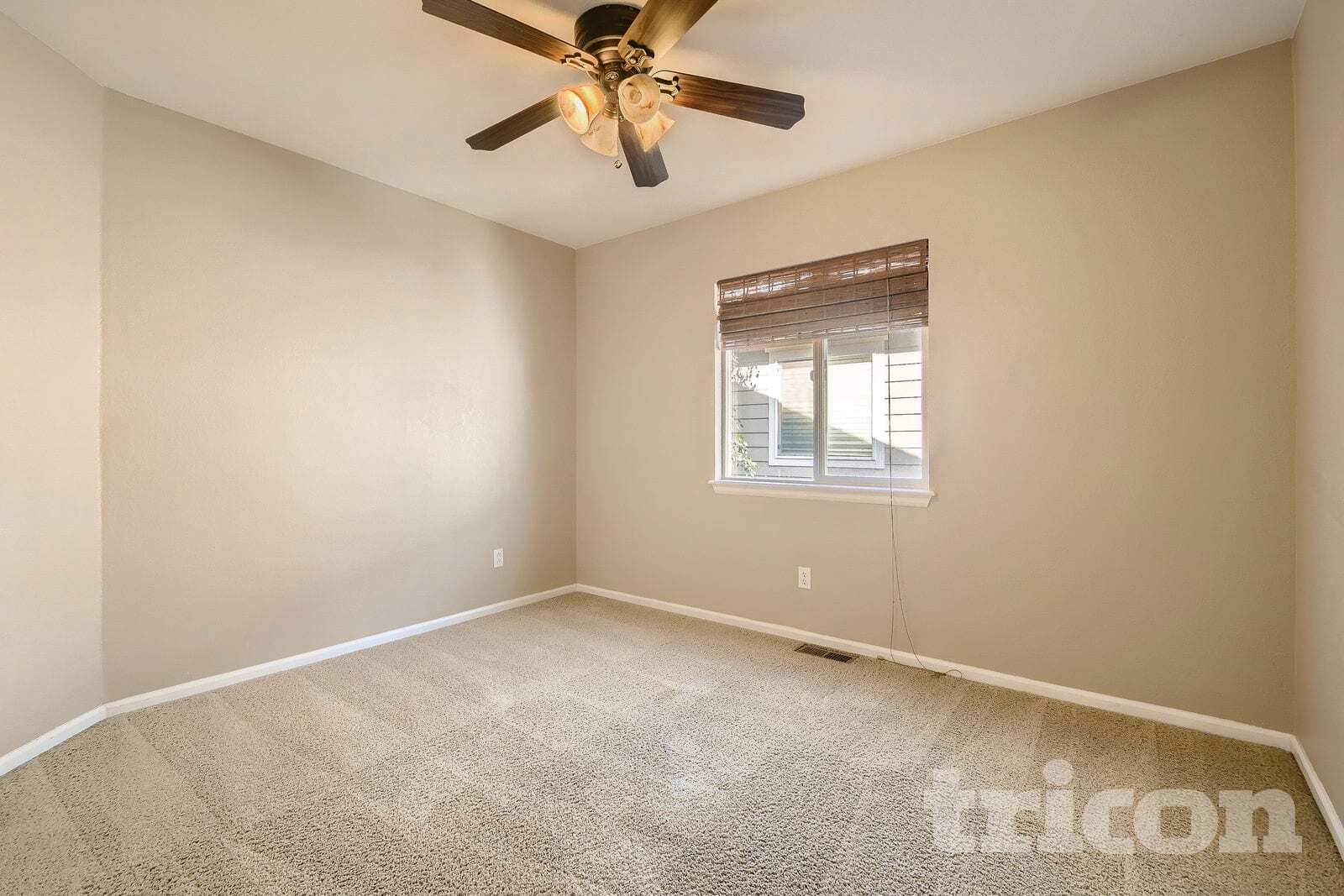 Building Photo - 17061 E 107th Ave