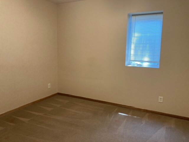 Building Photo - 1705 University Dr