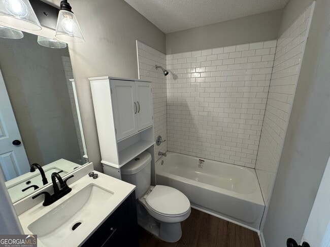 Building Photo - 51 Connie Dr