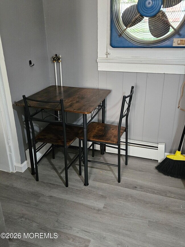 Building Photo - 11 Washington St