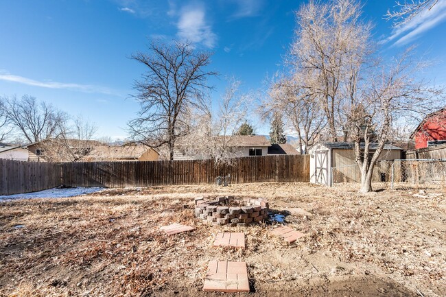 Building Photo - Beautiful updated 4 bed 2 bath Widefield h...