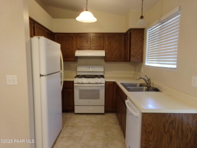 Building Photo - 345 S Virginia St