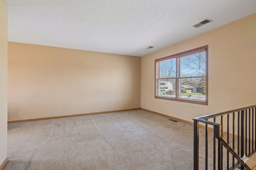 Building Photo - 3321 Berwood Ct W