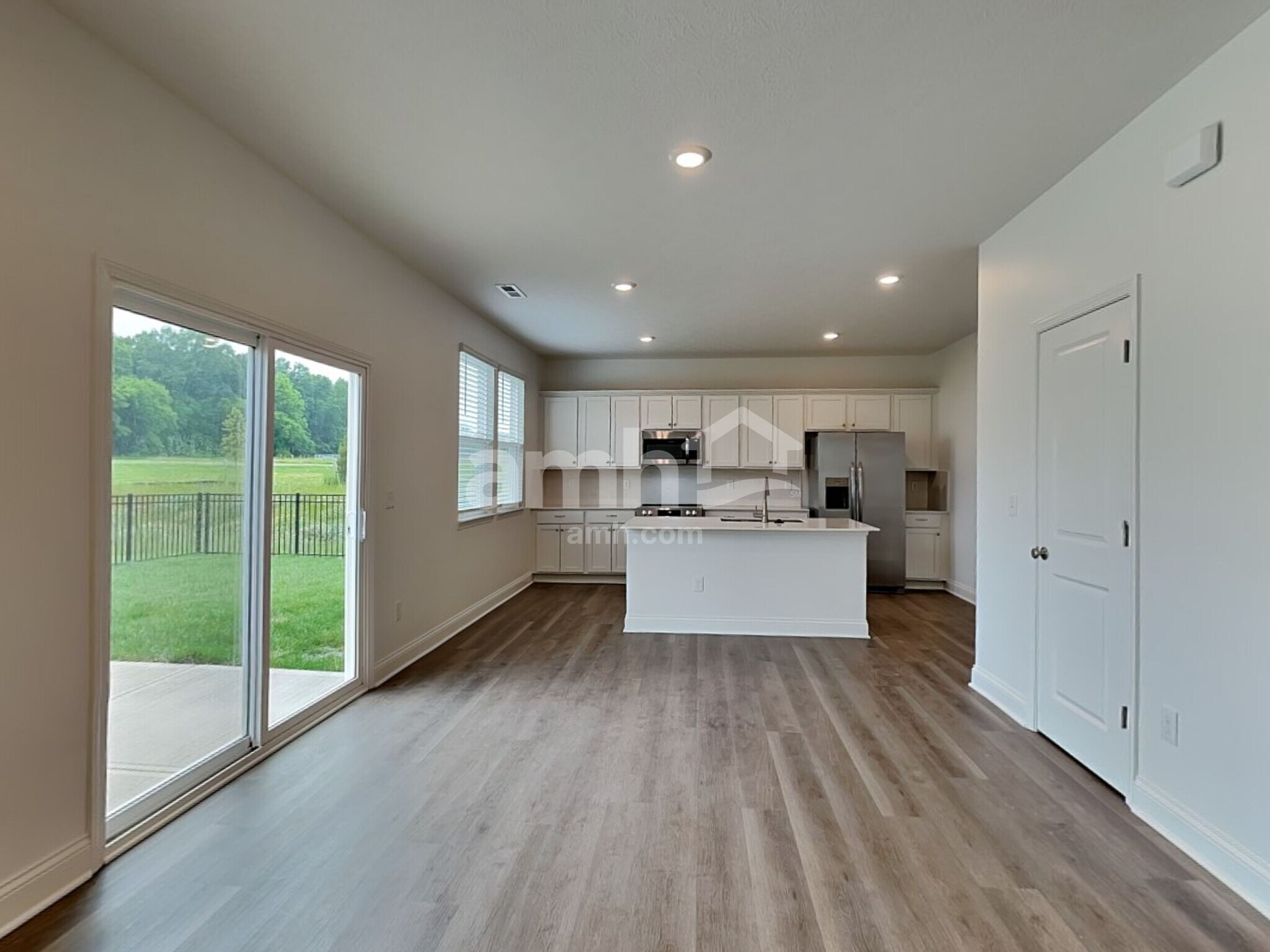 Building Photo - 419 Golden Maple Pl