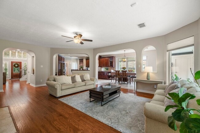 Building Photo - 15519 Marble Canyon Way