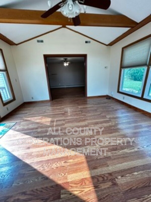Building Photo - 2281 Weymouth Rd