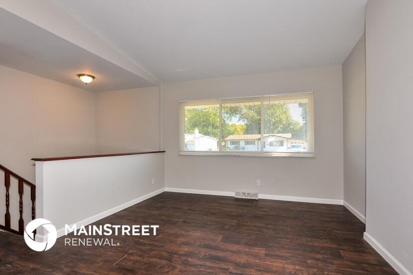 Building Photo - 2703 Arrow Heights Dr