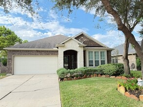 Building Photo - 13115 Southern Valley Dr