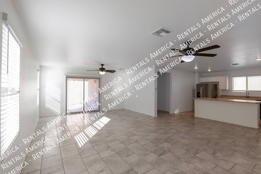 Building Photo - 8755 E Stone Meadow Cir