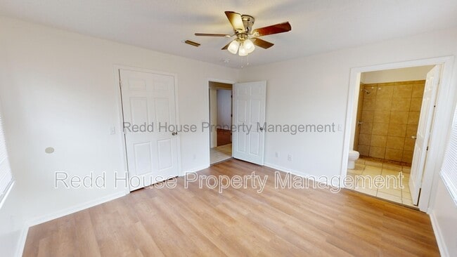 Building Photo - 215 Damascus Rd