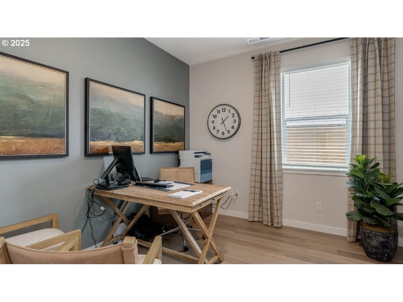 Building Photo - 9218 SE Azalea St