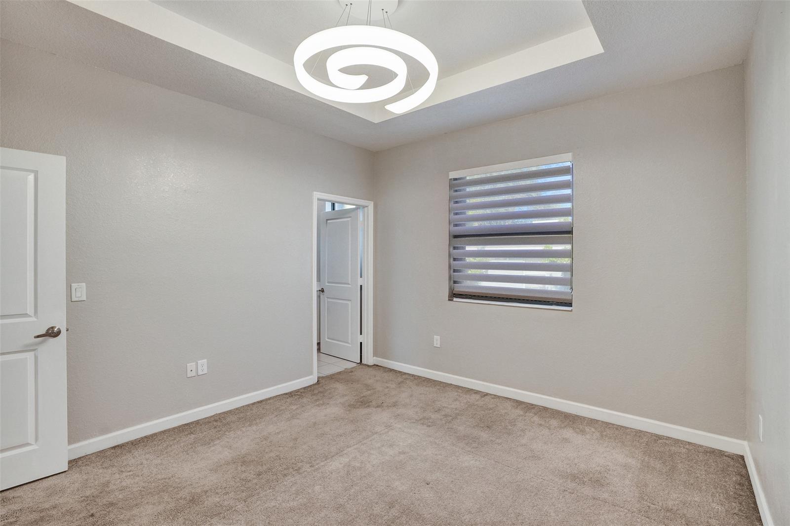 Building Photo - 389 NE 208th Ter