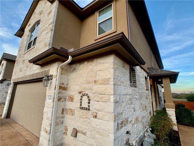 Building Photo - 14001 Avery Ranch Blvd