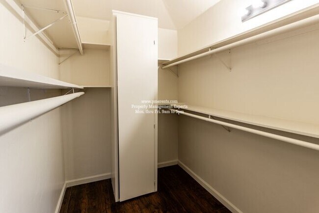 Building Photo - 2745 Princeton Ave