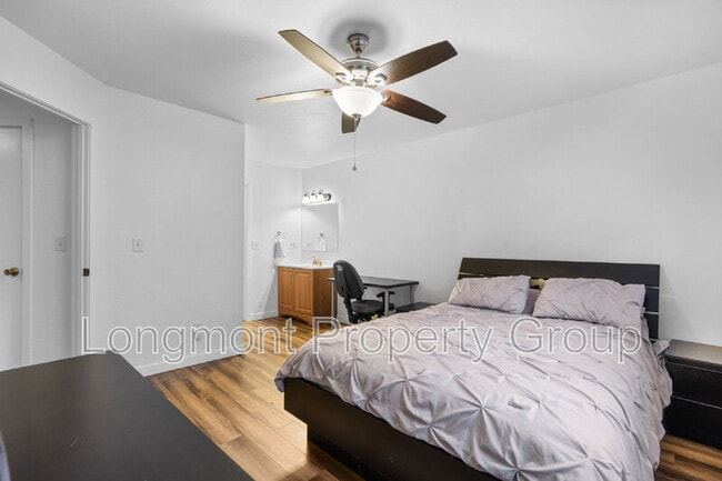 Building Photo - 2800 Kalmia Ave