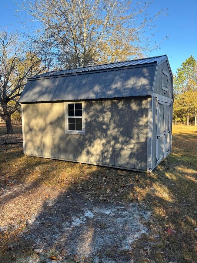 Building Photo - 205 Joy Rd