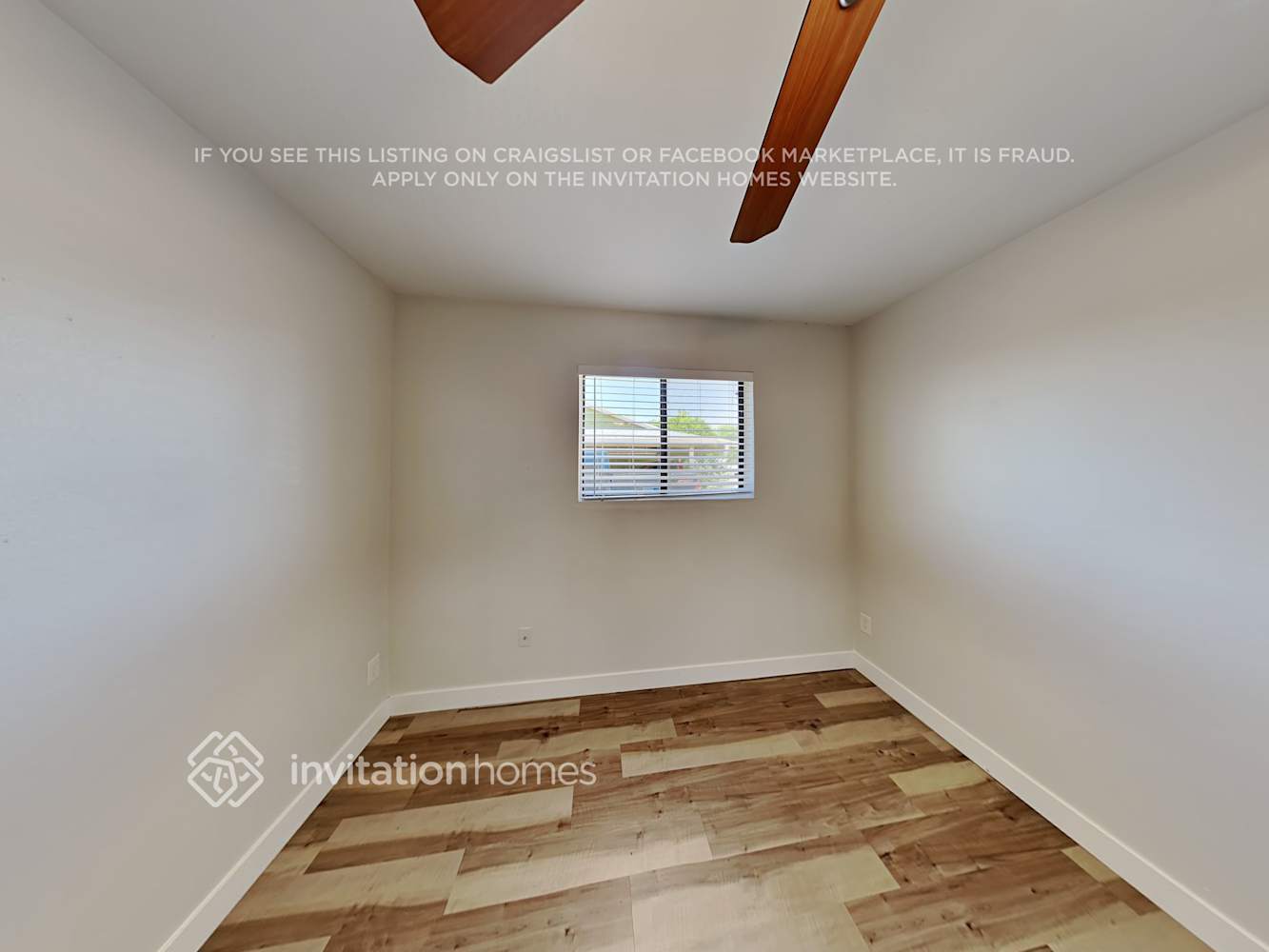 Building Photo - 2520 S Los Feliz Dr