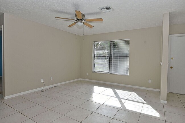 Living Room view 2 - 2953 SE Bamboo St