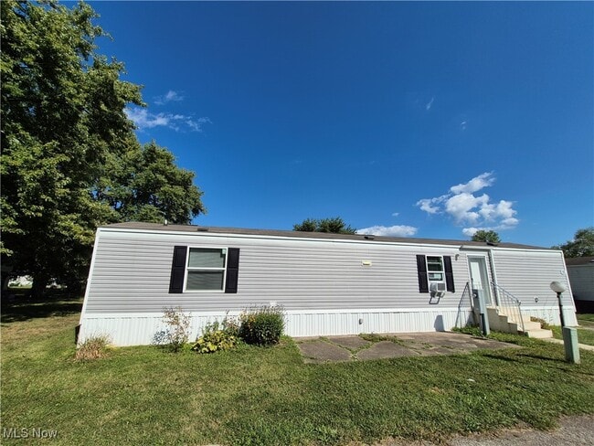 Primary Photo - 120 Kenny Brook Ln