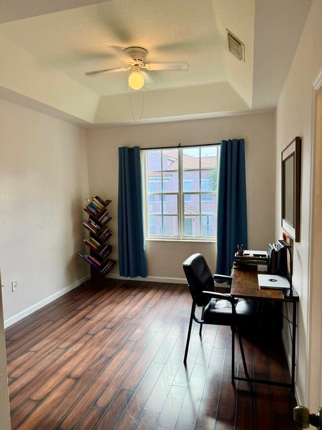 Building Photo - 1603 Belmont Pl