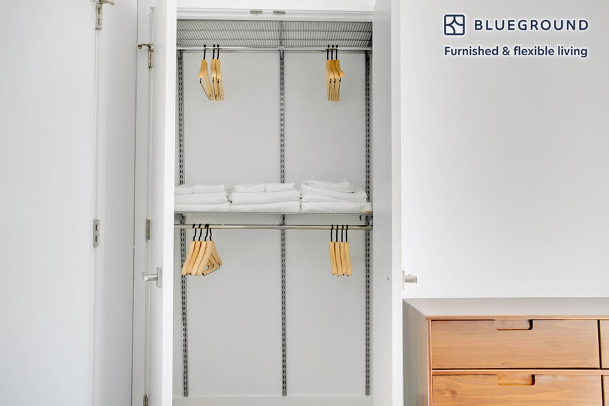 Building Photo - 1901 Connecticut Ave NW