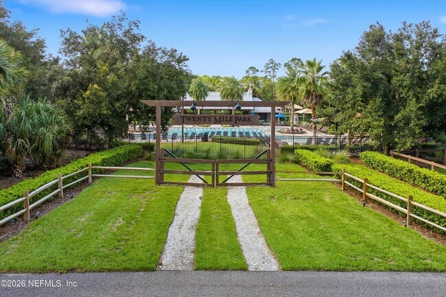 Building Photo - 80 Lazy Crest Dr