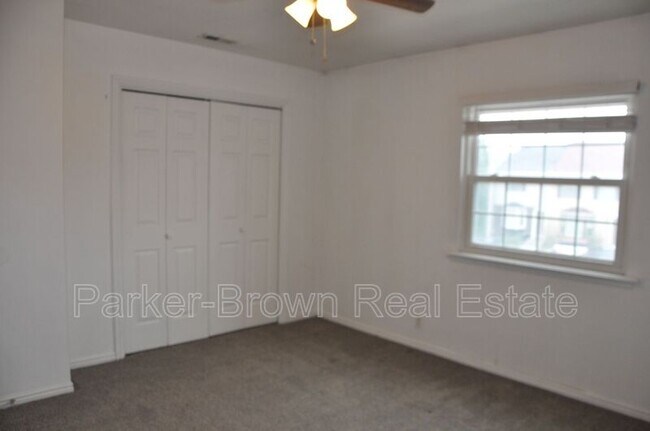 Building Photo - 430 N 470 W