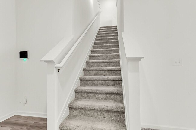 Building Photo - 424 Pender Woods Dr