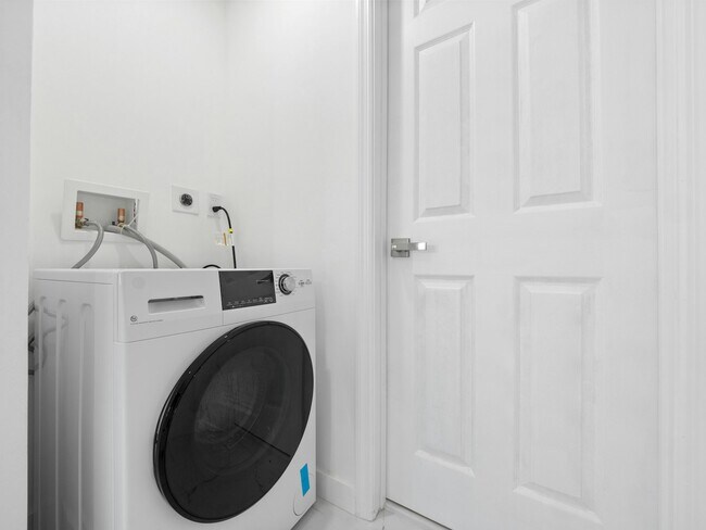 Building Photo - 2500 Marlboro St