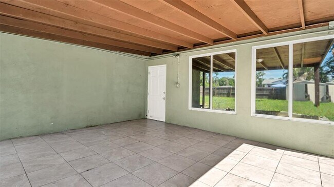 Building Photo - 6801 46th Ave N