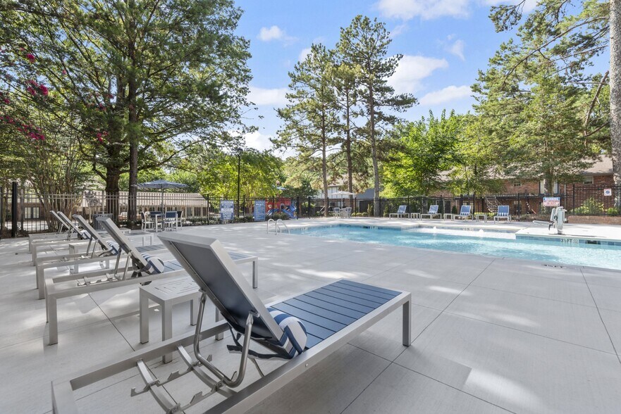 Building Photo - Arbors at Smyrna
