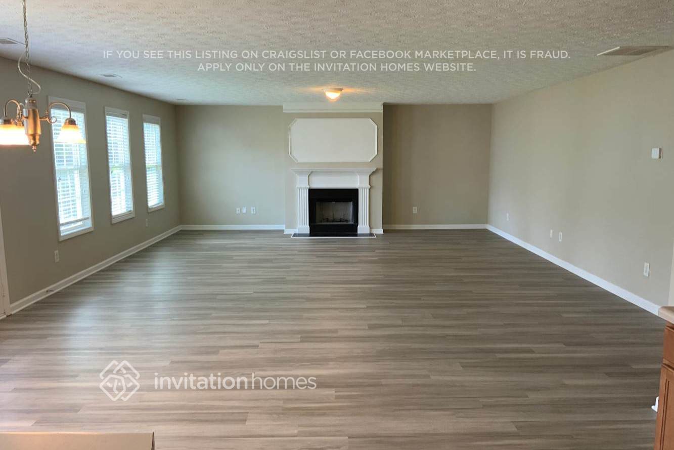 Building Photo - 3019 Rusticwood Dr SW