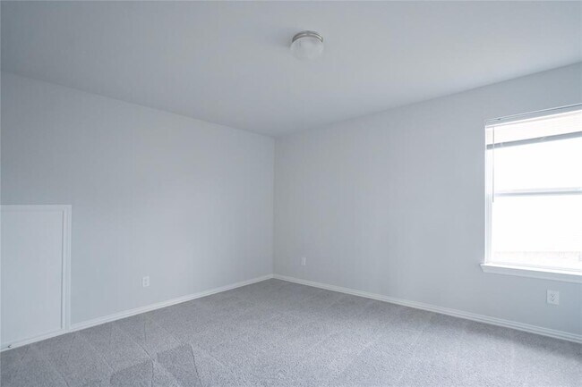 Building Photo - 9703 Willowmoor Lane