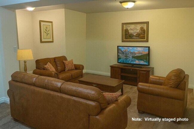 Building Photo - 45588 S Stonewood Rd