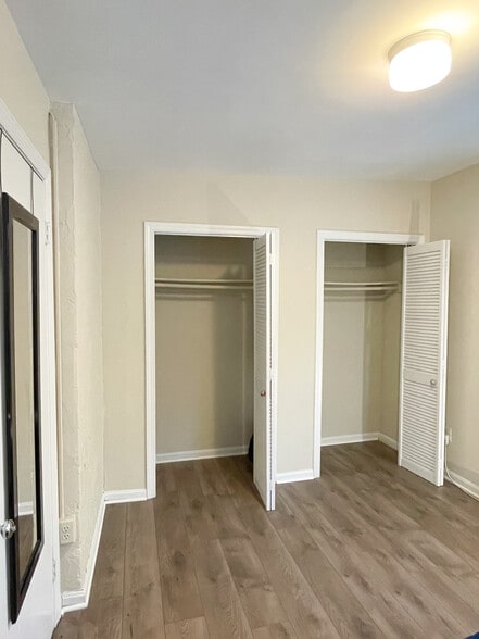 Building Photo - 1501 Key Blvd