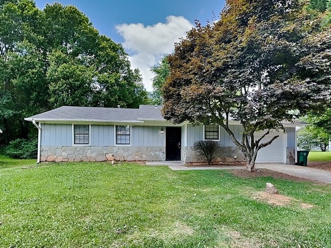 Building Photo - 2093 Drake Ct