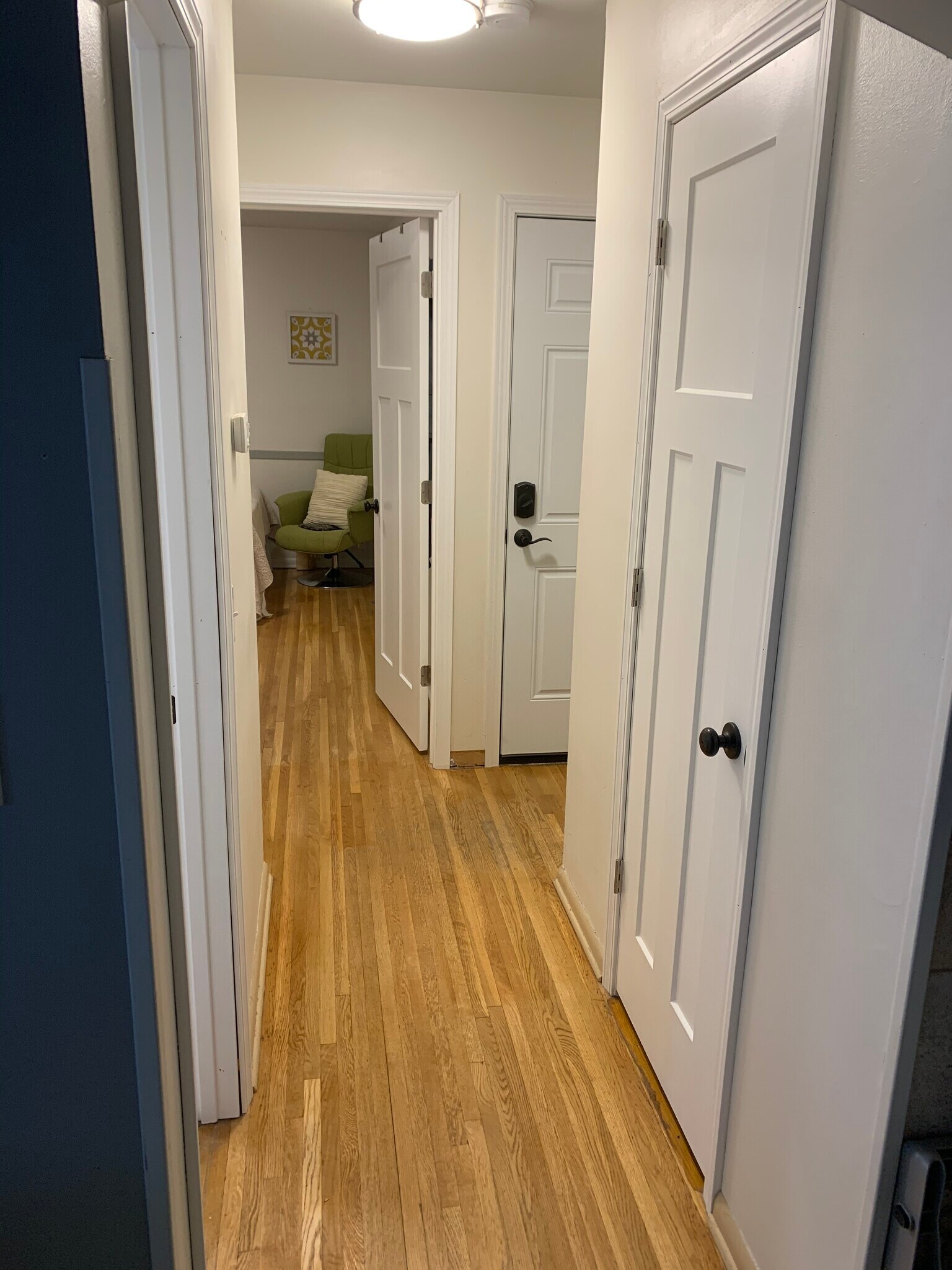 Building Photo - 3321 Bryant Ave S