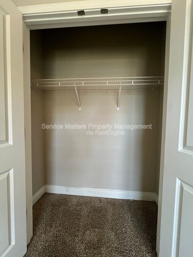 Building Photo - 3888 Ranch Rd