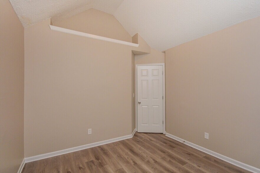 Building Photo - 2287 Rambling Way