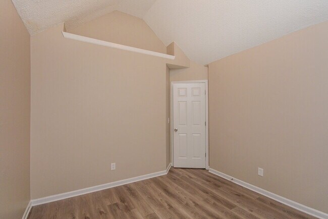 Building Photo - 2287 Rambling Way