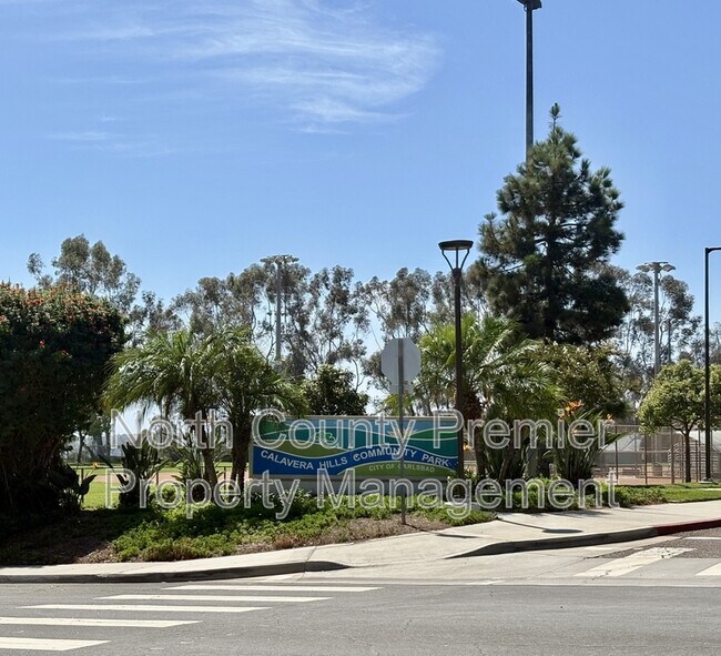 Building Photo - 2995 Lexington Cir