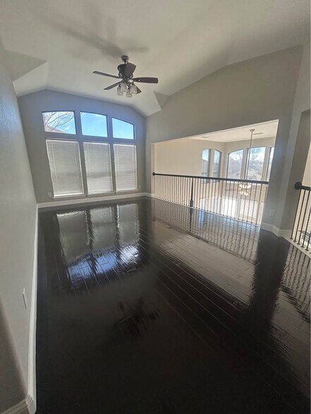 Building Photo - 416 Cypress Hill Dr