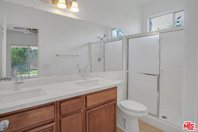 Building Photo - 3811 Eastgate N Rd