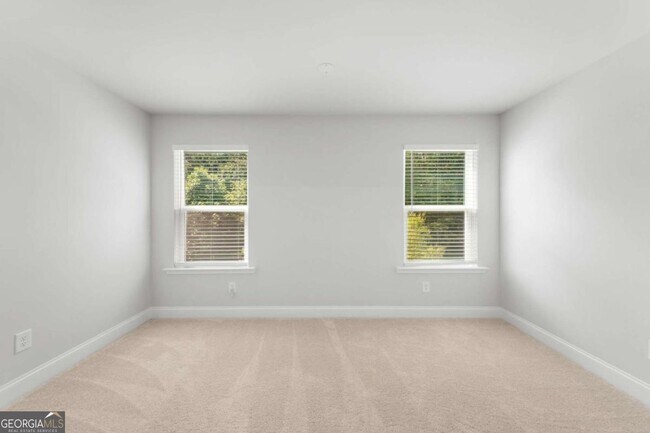 Building Photo - 96 Fairway Dr